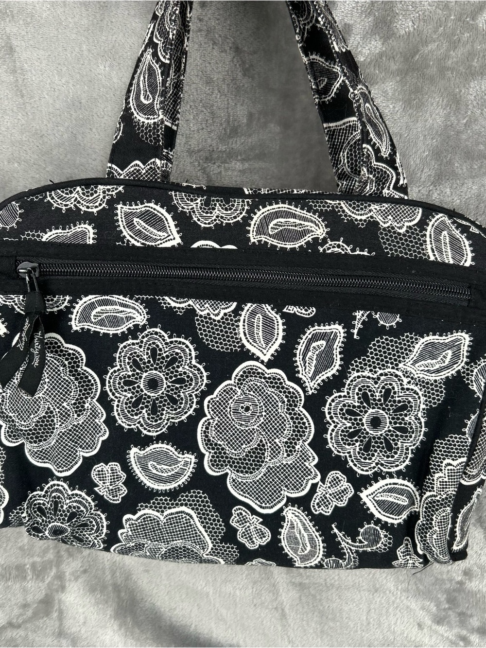 Thirty One Black White Floral Print Cosmetic Bag Organizer Lined Carrying Case